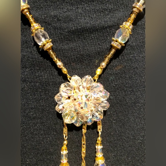 HAND CRAFTED upcycled vintage crystal an gold pendant necklace Beautiful sparkle - Picture 3 of 11
